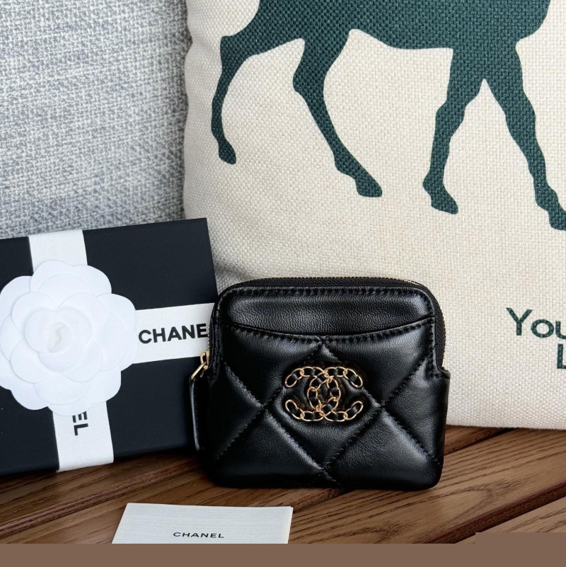 Ch*el wallets